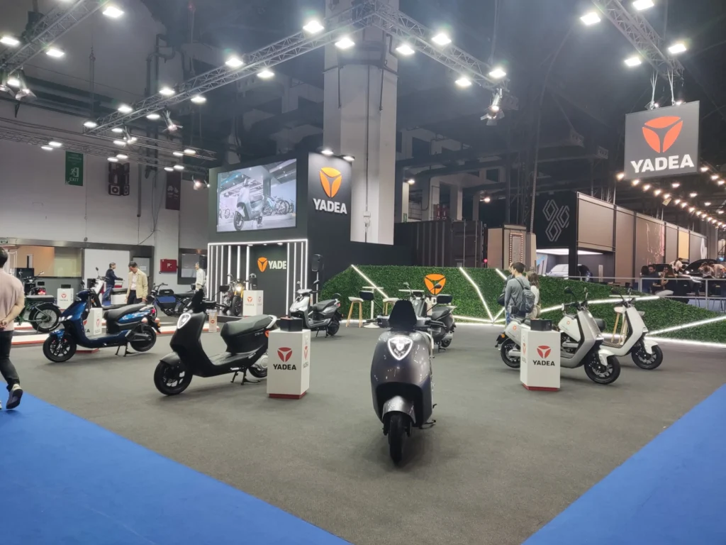 YADEA_SALON-AUTOMOVIL_20231-1024x768-1